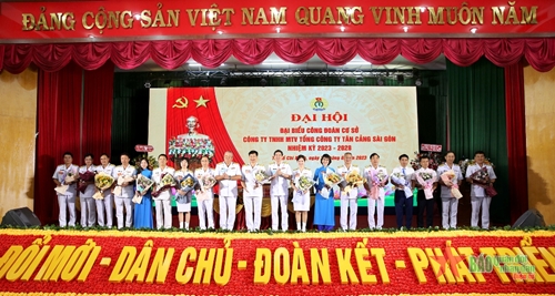 Tổng công ty Tân cảng Sài Gòn: Không ngừng nâng cao chất lượng dịch vụ, tăng năng suất lao động